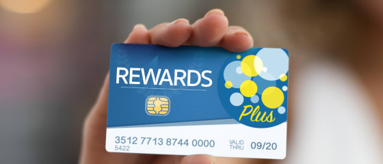 Програми награђивања кредитних картица: Максимизирајте своје казино искуство